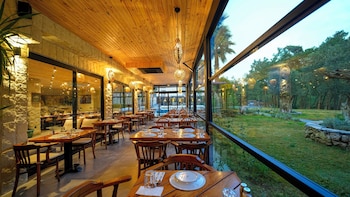garrya romo hotel