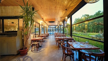 garrya romo hotel