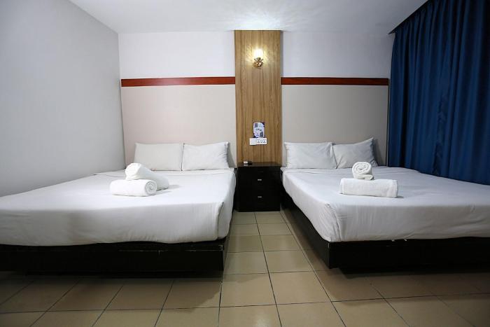 hotel putra hills at wtckl