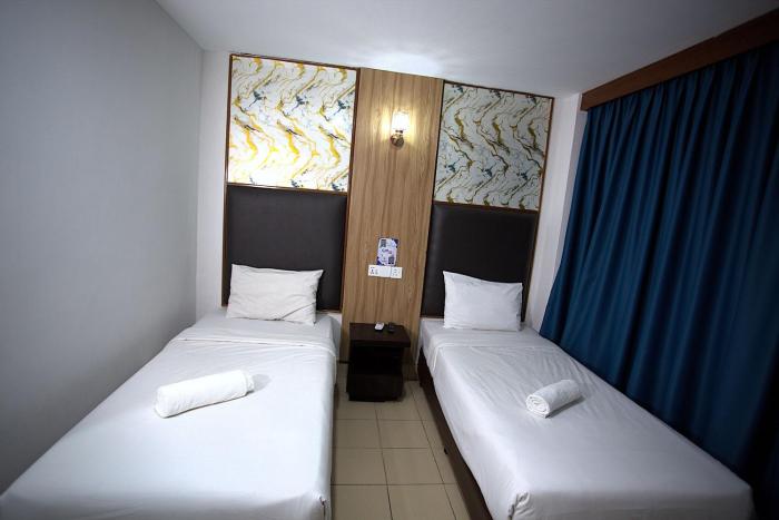 hotel putra hills at wtckl