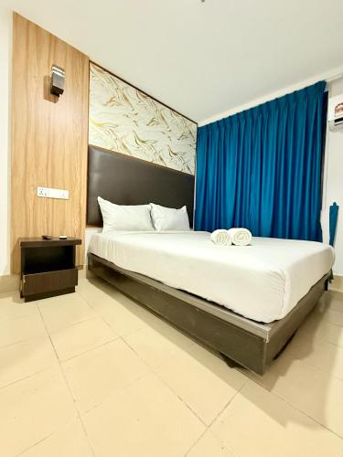 hotel putra hills at wtckl