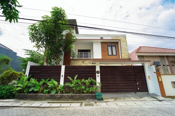 griya asy syifa homestay by arba