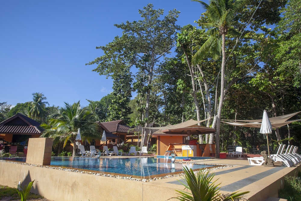 lanta pearl beach resort