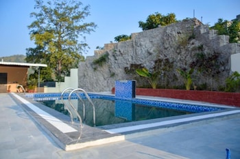 prashi heaven retreat