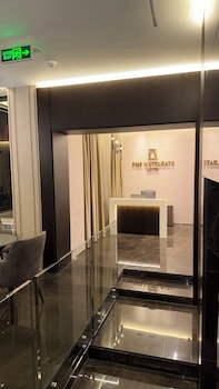 The Watergate Hotel Baku,,3 star