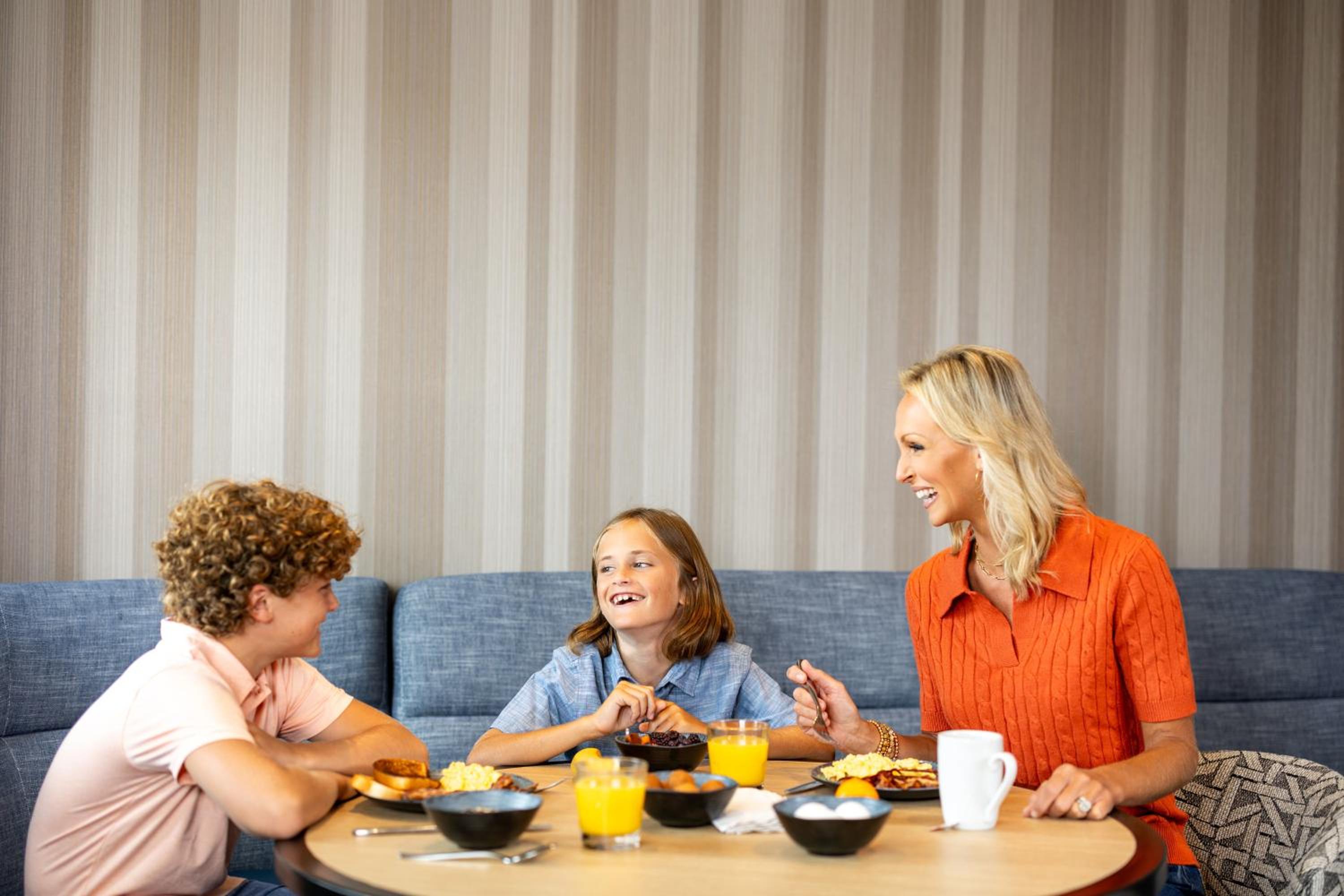 hyatt place ontario airport