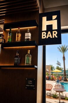 hyatt place ontario airport