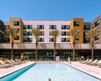 hyatt place ontario airport