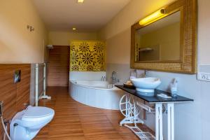 ama stays and trails taneerhulla bungalow coorg
