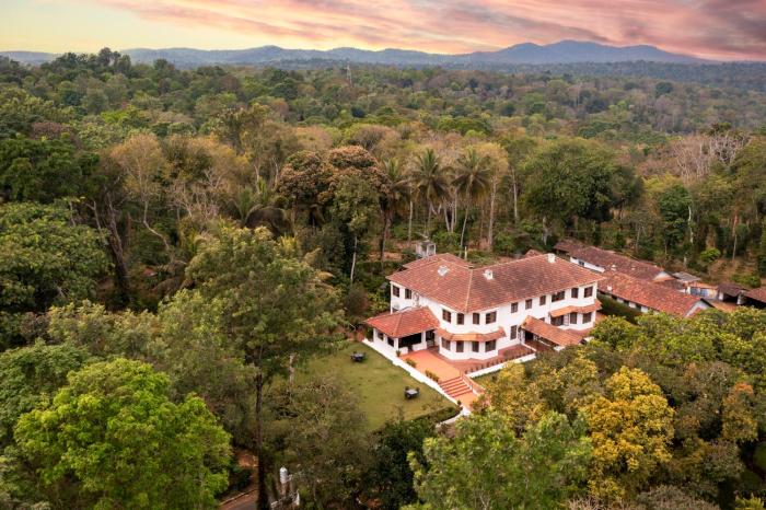 ama stays and trails taneerhulla bungalow coorg