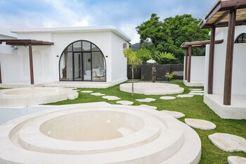 Lazura Serenite,,3 star