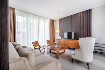 bhiseka villa nusa dua by aishwarya bali