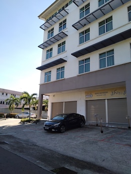 ginasuite kompleks27 hotel