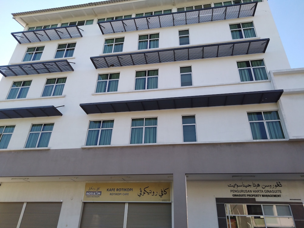 ginasuite kompleks27 hotel