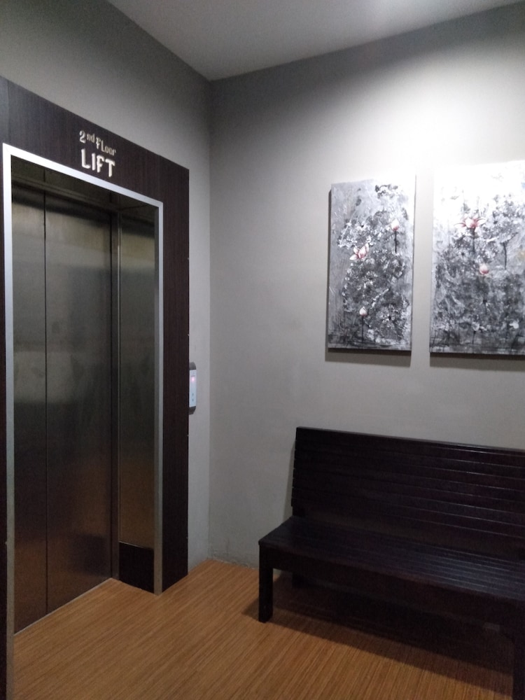 ginasuite kompleks27 hotel