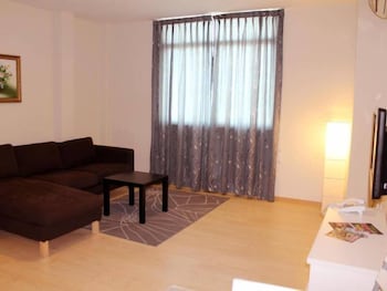 ginasuite kompleks27 hotel