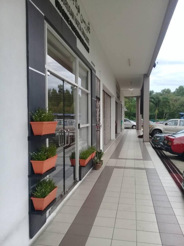 ginasuite kompleks27 hotel