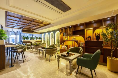 the delhi dreams a luxury hotel