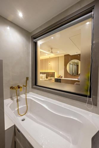 the delhi dreams a luxury hotel