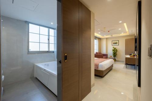 the delhi dreams a luxury hotel