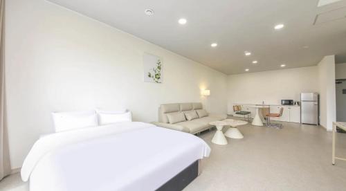 muan