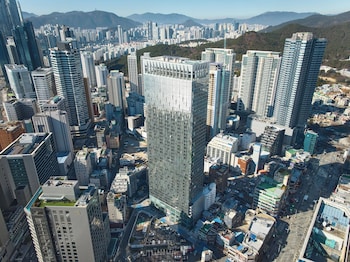 palatium haeundae by sono felice