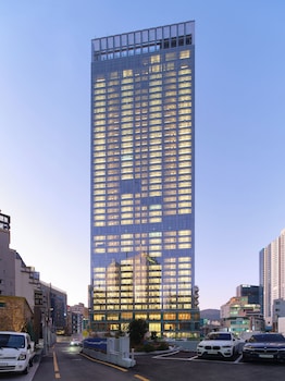 palatium haeundae by sono felice
