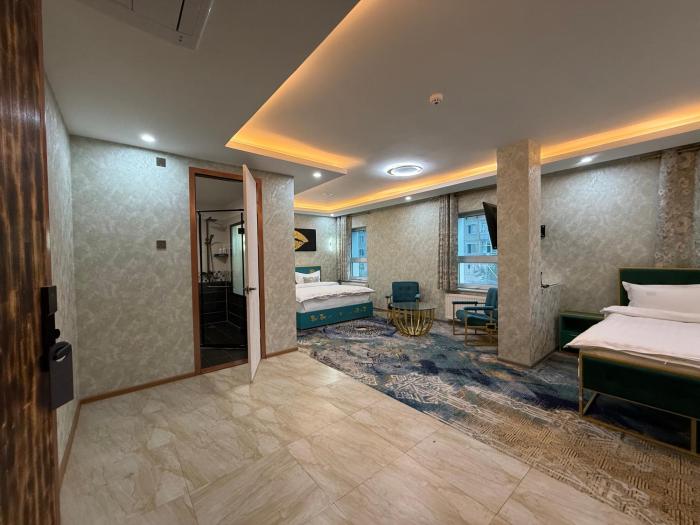 unity hotel ub railway station