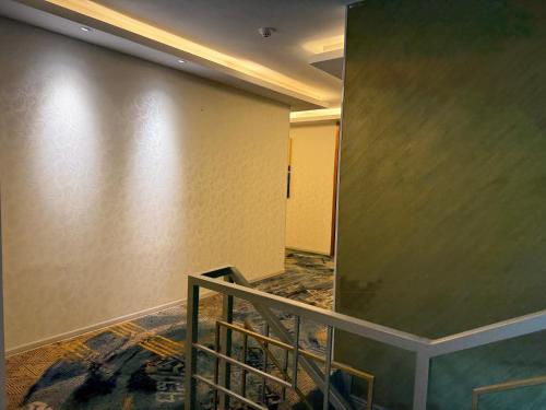 unity hotel ub railway station