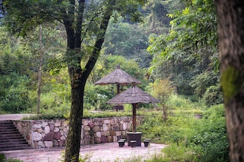 shambhala hotel of zhangjiajie