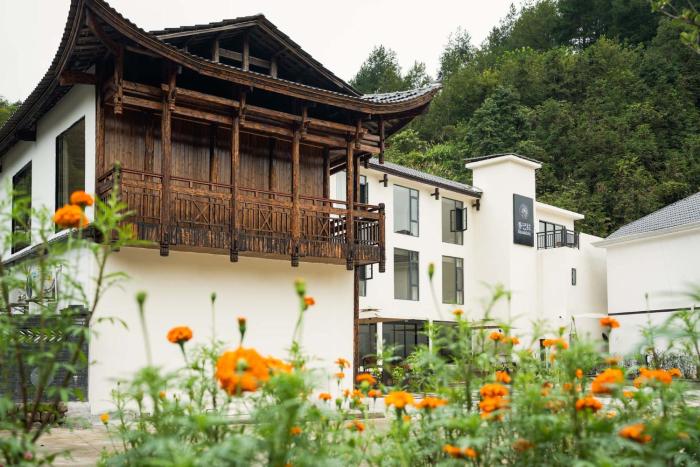shambhala hotel of zhangjiajie
