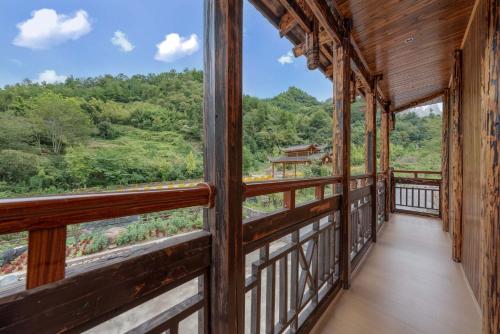 shambhala hotel of zhangjiajie