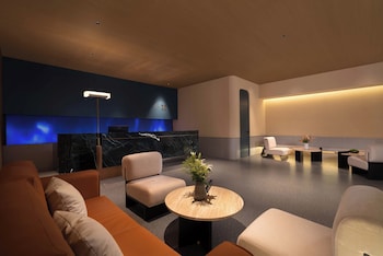 Chongqing Jiefangbei Jiayu Hotel,,4 star