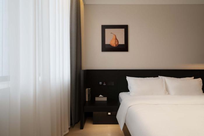 chongqing jiefangbei jiayu hotel