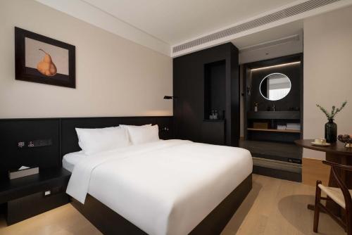 chongqing jiefangbei jiayu hotel