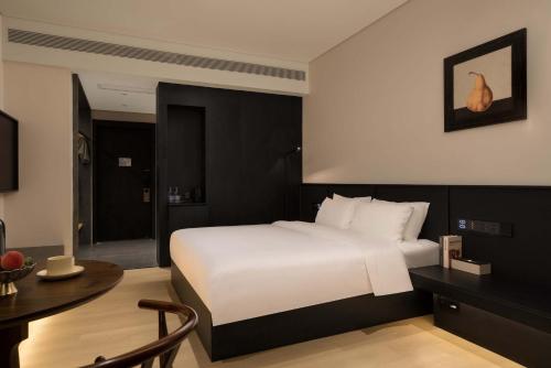 chongqing jiefangbei jiayu hotel