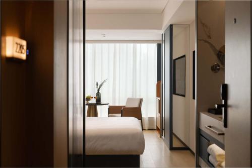 chongqing jiefangbei jiayu hotel