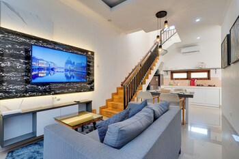 villa sandalwood seminyak