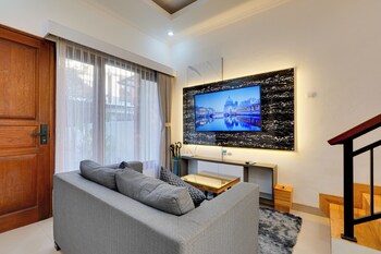 villa sandalwood seminyak