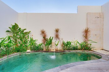 villa sandalwood seminyak