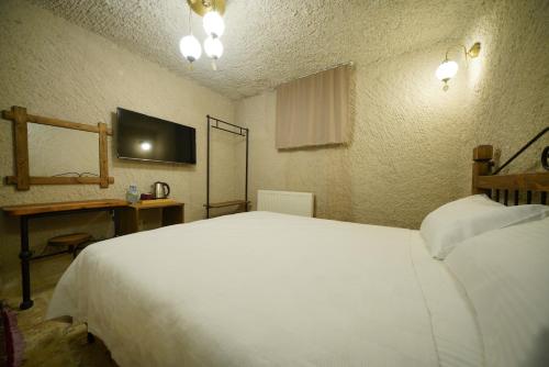 nirvana cave house hotel