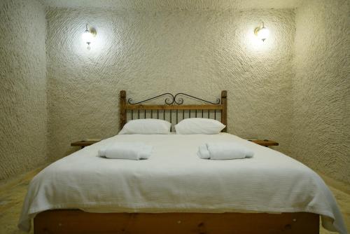 nirvana cave house hotel