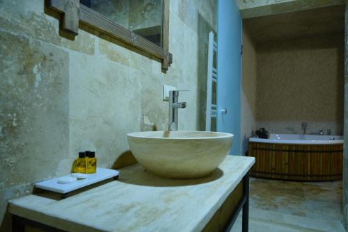 nirvana cave house hotel
