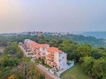 elivaas casa zyra 4 bhk villa