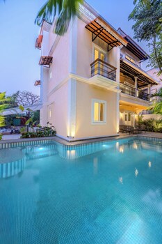 Elivaas Casa Zyra 4 Bhk Villa,,2 star