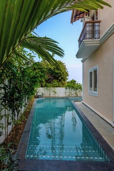 elivaas casa zyra 4 bhk villa