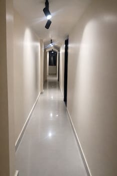 Landmark Inn,,3 star