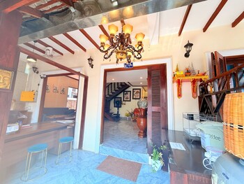chaluenxay boutique hotel