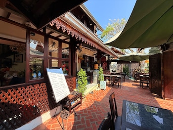 chaluenxay boutique hotel