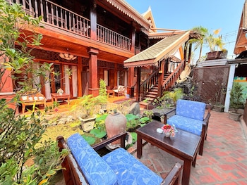 chaluenxay boutique hotel